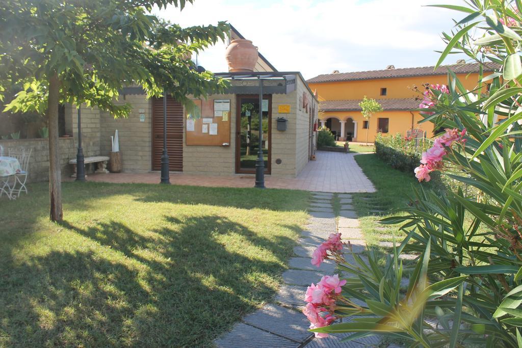 Apartamento Il Casale Limite Exterior foto